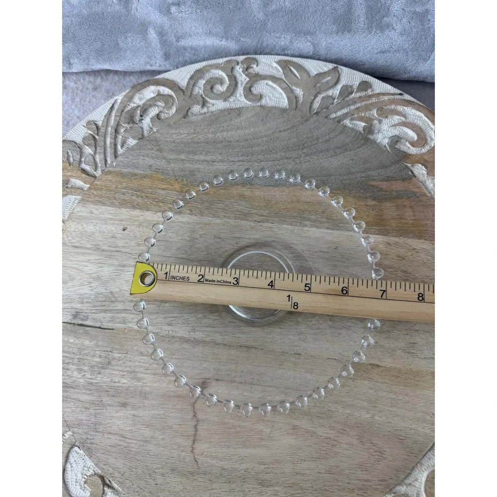 Unbranded clear glass